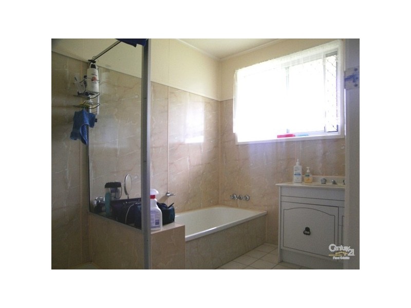 Centenary Heights QLD 4350