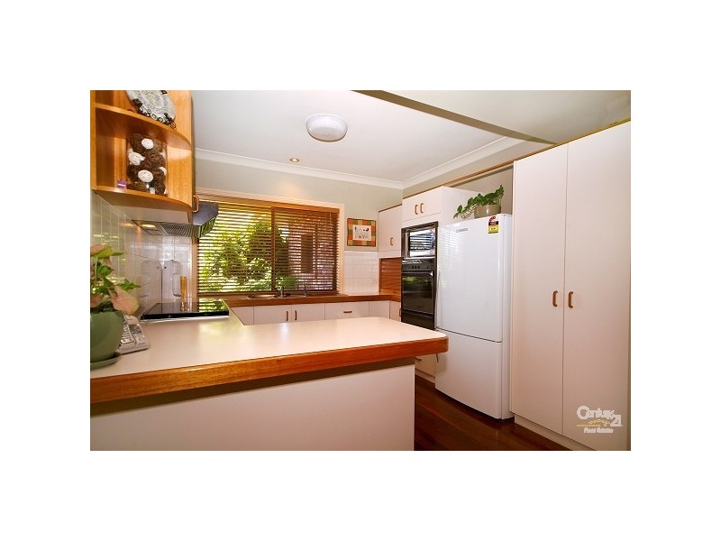 Centenary Heights QLD 4350