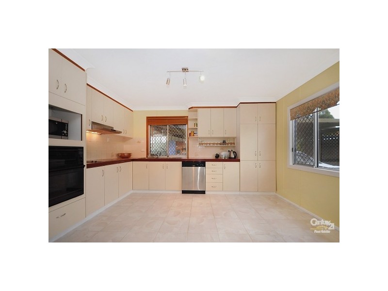 45 Noll Street, Kearneys Spring QLD 4350