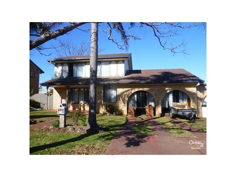 Centenary Heights QLD 4350