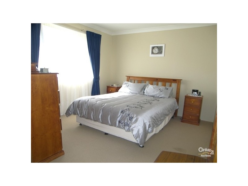 36 Dandelion Drive, Middle Ridge QLD 4350