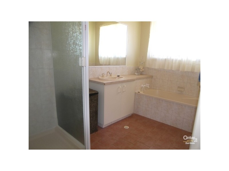 36 Dandelion Drive, Middle Ridge QLD 4350