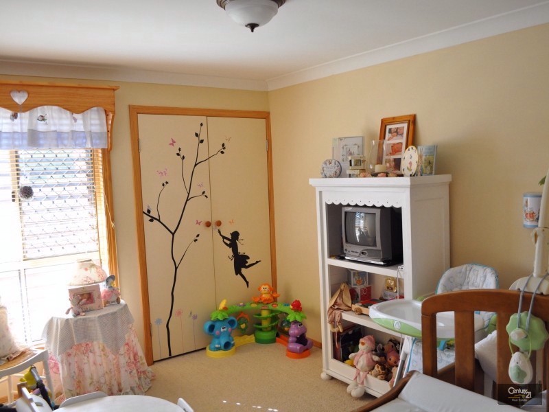34 Werth St, Oakey QLD 4401