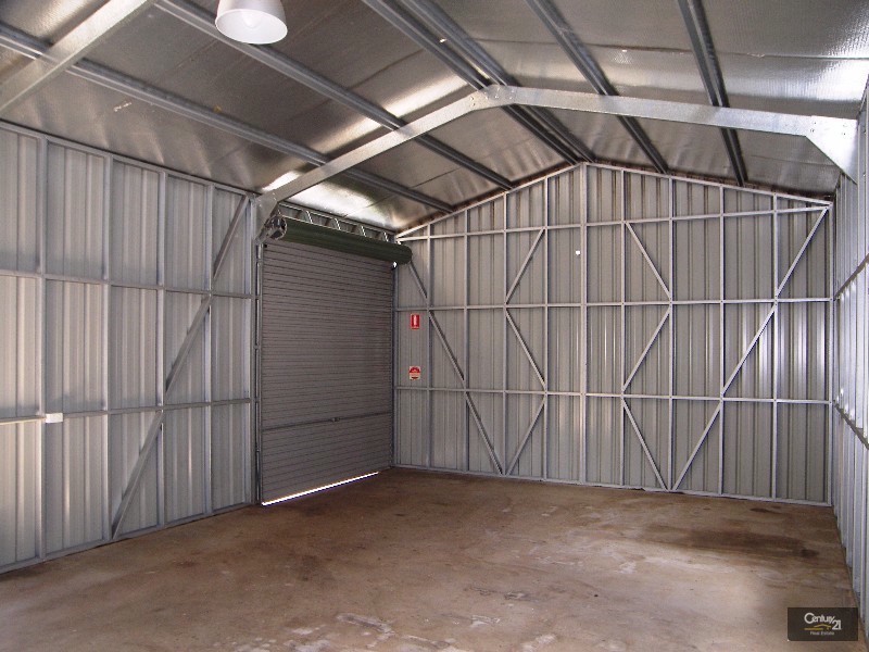 14 Makepeace Street, Rockville QLD 4350