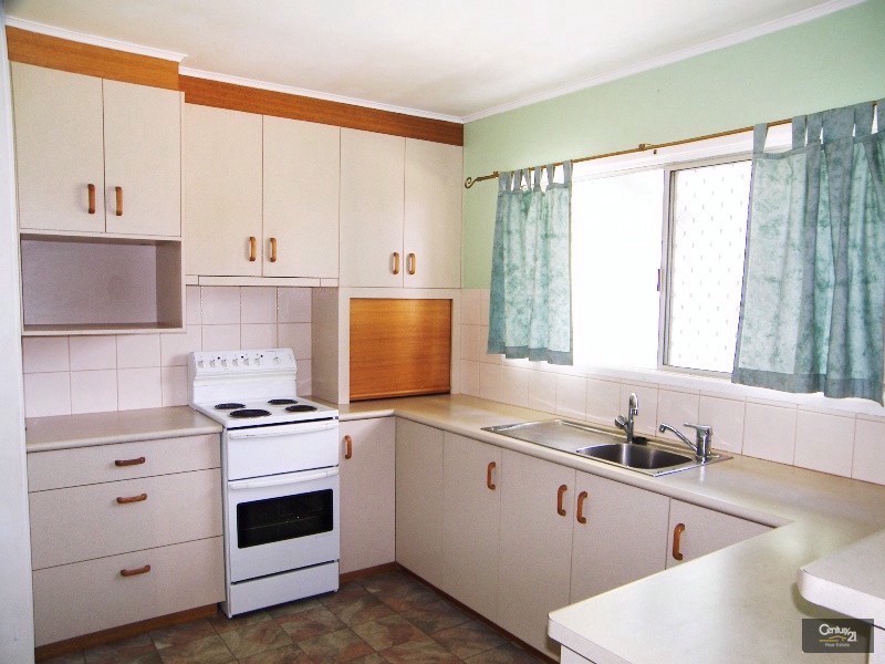 14 Makepeace Street, Toowoomba QLD 4350