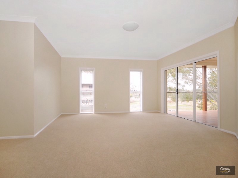 2 Sawyers Court, Gowrie Junction QLD 4352