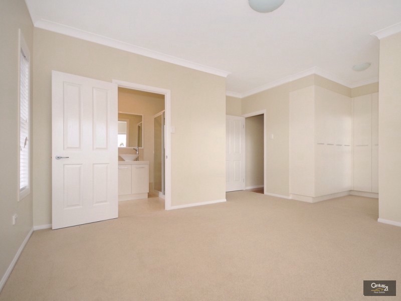 2 Sawyers Court, Gowrie Junction QLD 4352