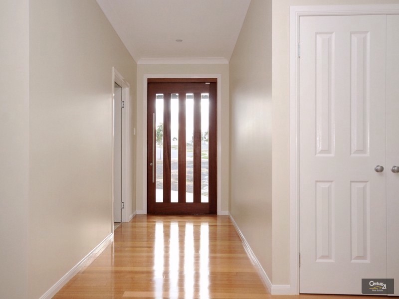 2 Sawyers Court, Gowrie Junction QLD 4352