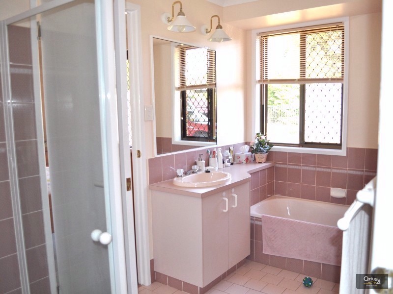 139 Warkon Street, Greenmount QLD 4359