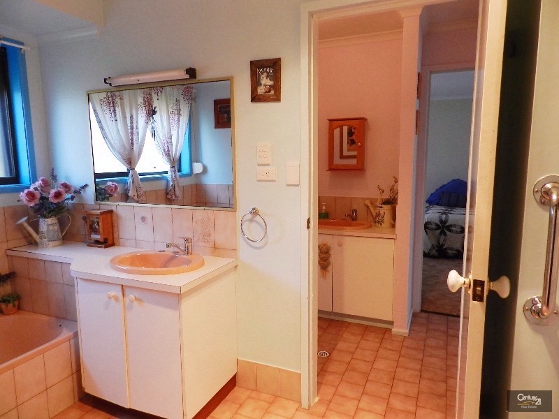 Darling Heights QLD 4350