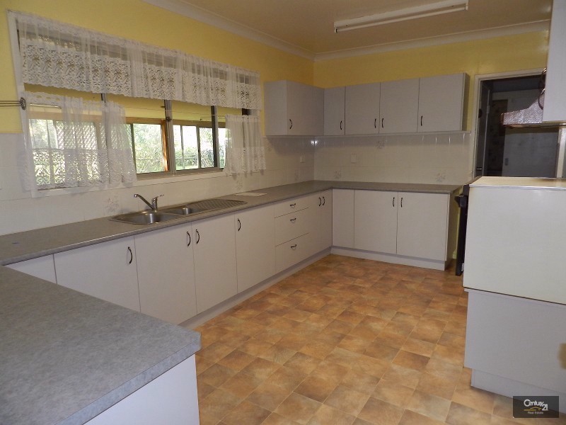 22 Lovett Street, Rangeville QLD 4350