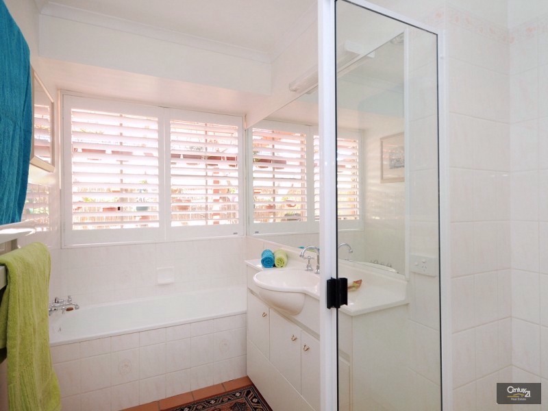 Kearneys Spring QLD 4350