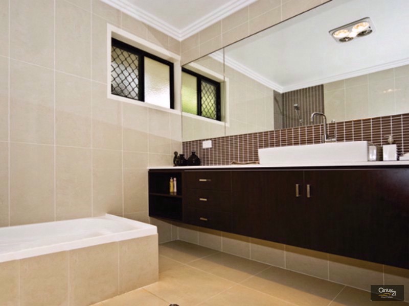 2 Eymard Street, Rangeville QLD 4350