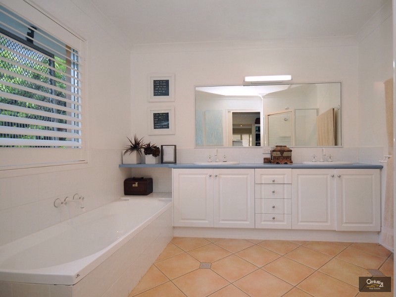 2 Eymard Street, Rangeville QLD 4350