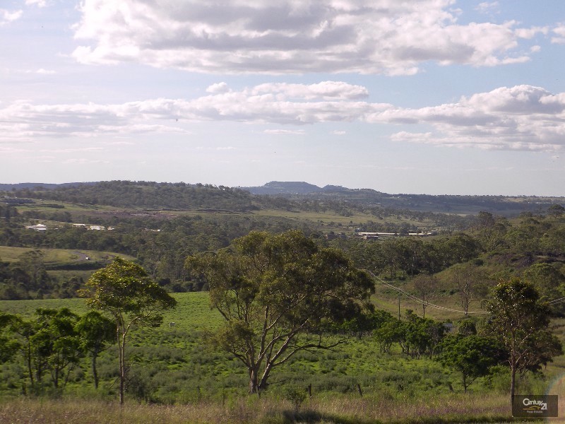 278 Goombungee Road, Harlaxton QLD 4350