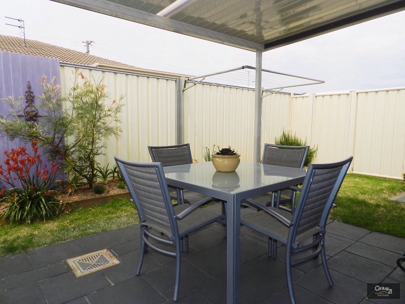 3/6 Salisbury Street, Darling Heights QLD 4350