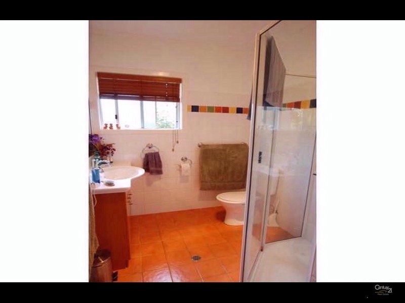 Mount Lofty QLD 4350