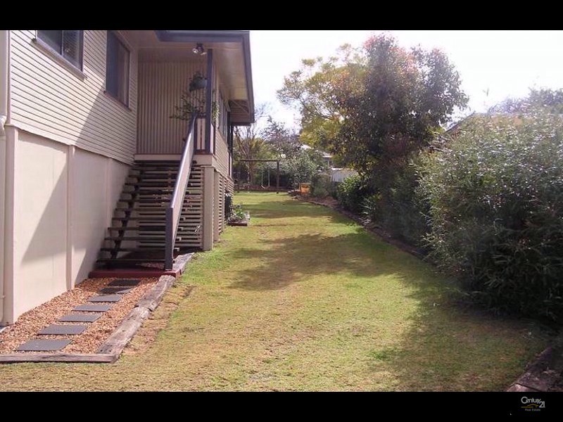 Mount Lofty QLD 4350