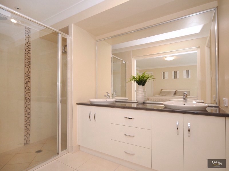 2 Stedman Street, Middle Ridge QLD 4350