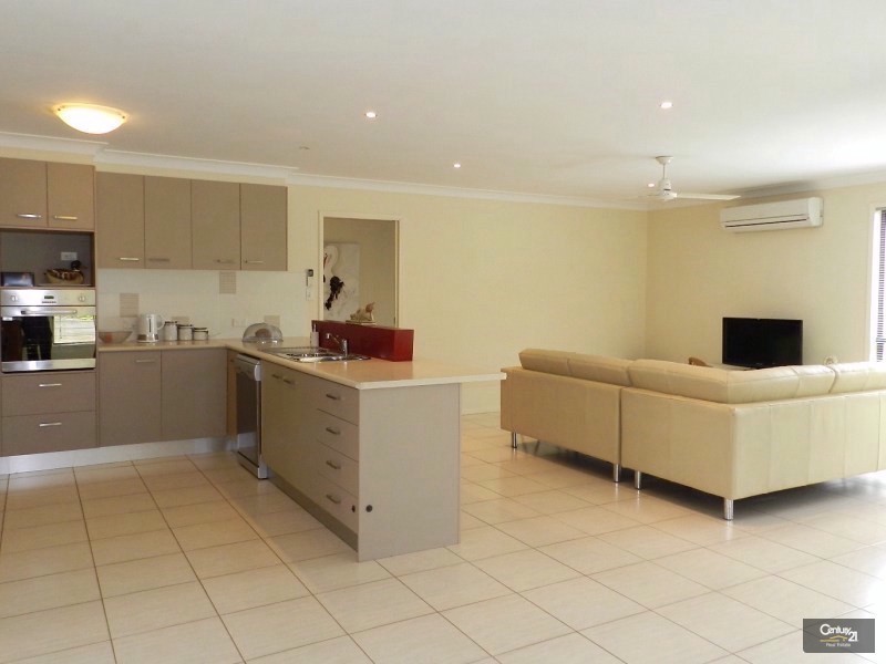 261 Glenvale Road, Glenvale QLD 4350
