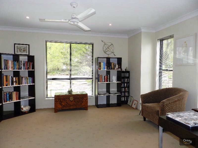 261 Glenvale Road, Glenvale QLD 4350
