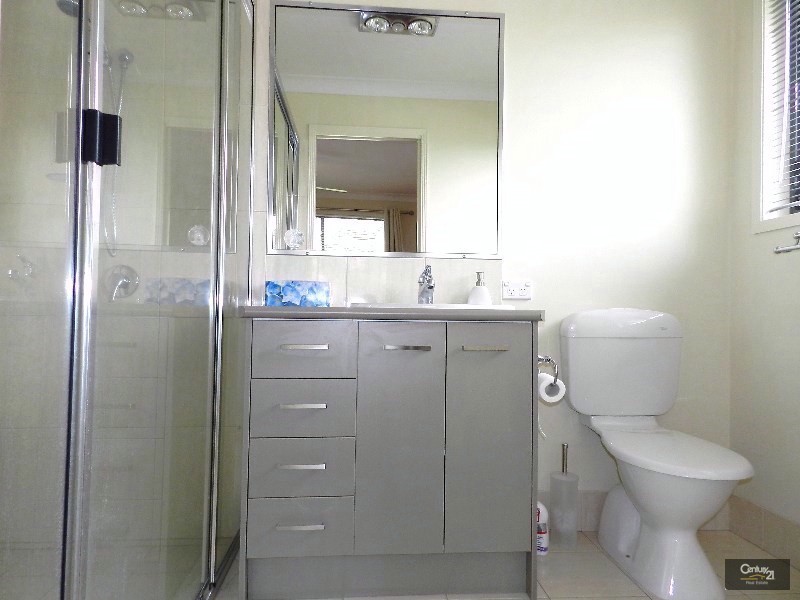 261 Glenvale Road, Glenvale QLD 4350