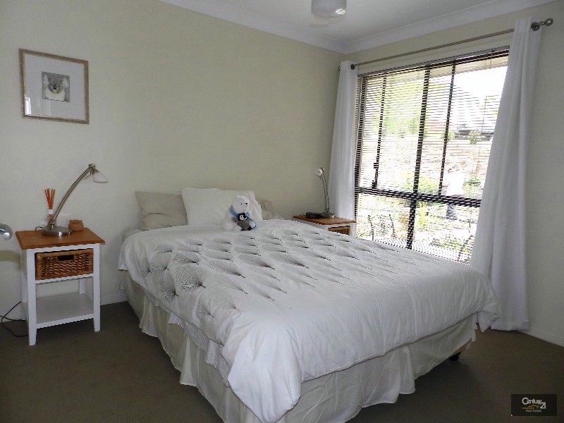 261 Glenvale Road, Glenvale QLD 4350