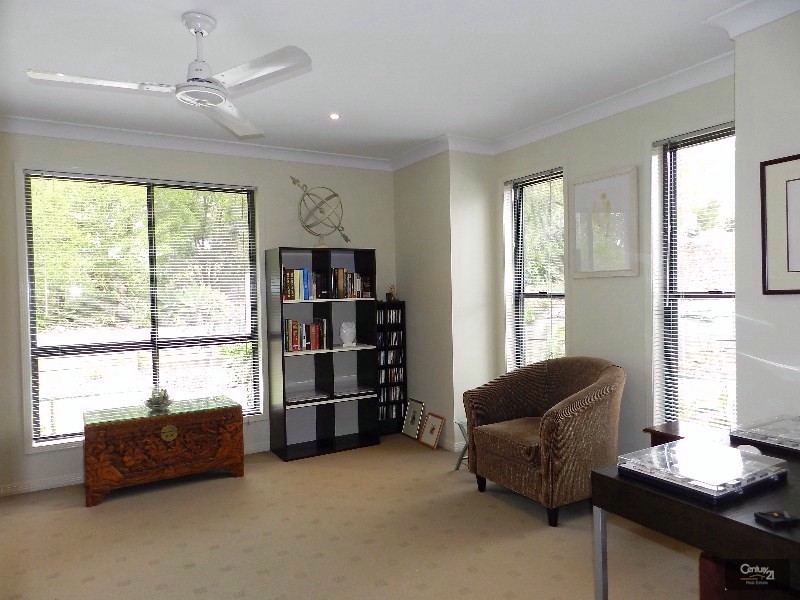 261 Glenvale Road, Glenvale QLD 4350