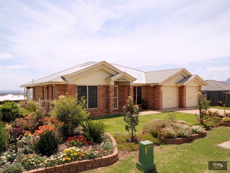 19 Smythe Drive, Highfields QLD 4352