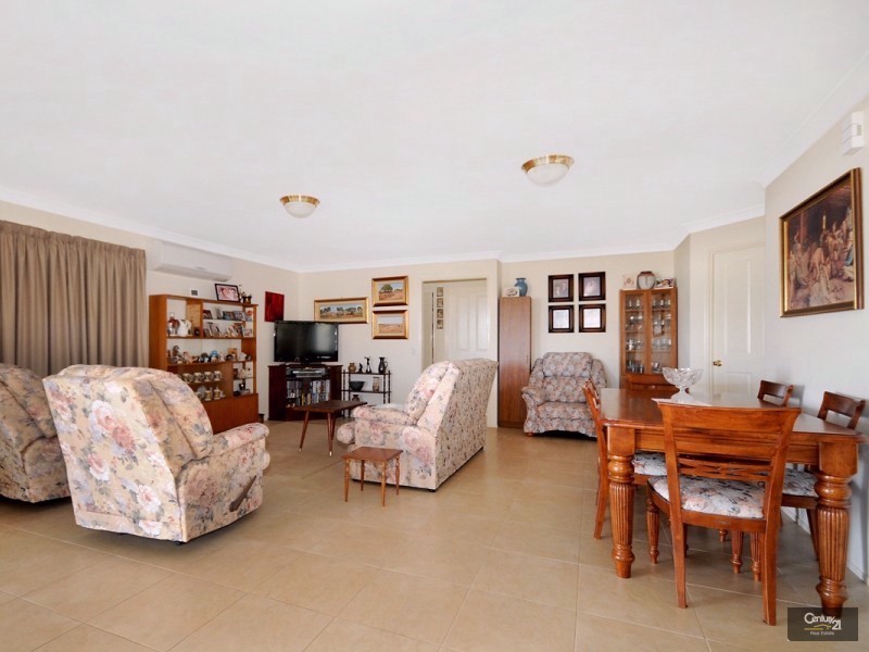 19 Smythe Drive, Highfields QLD 4352