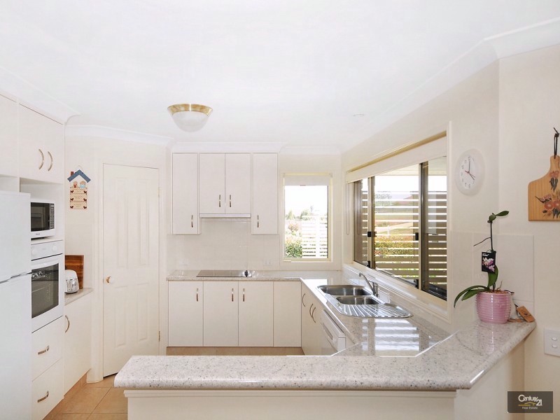 19 Smythe Drive, Highfields QLD 4352