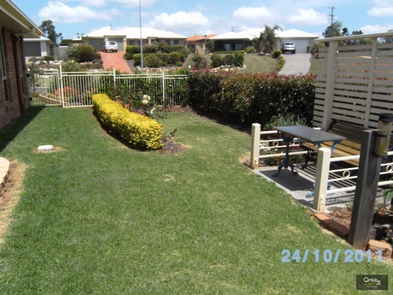 19 Smythe Drive, Highfields QLD 4352