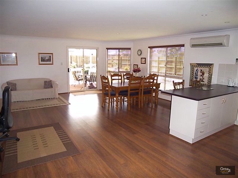 18 Kestrel Drive, Highfields QLD 4352