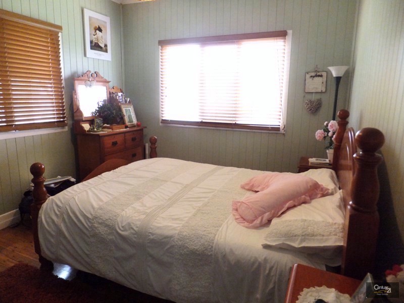 34 Buckland Street, Harristown QLD 4350