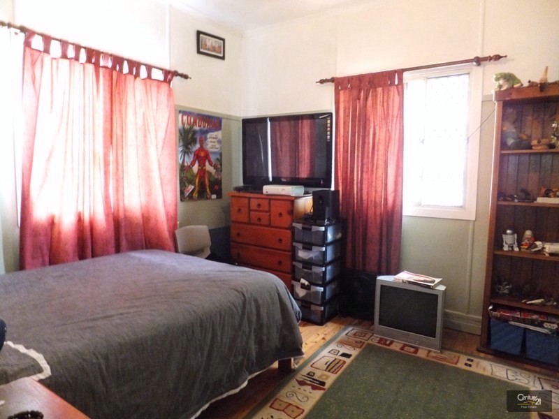 34 Buckland Street, Harristown QLD 4350