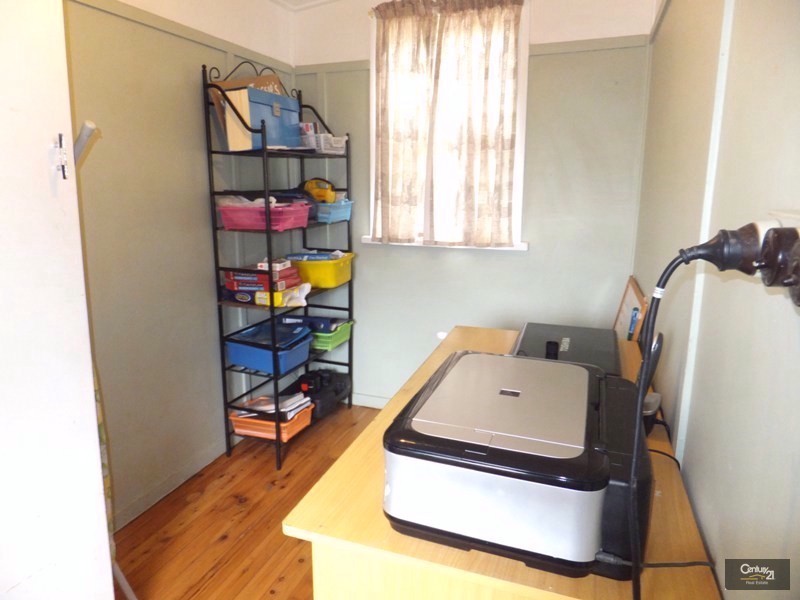 34 Buckland Street, Harristown QLD 4350