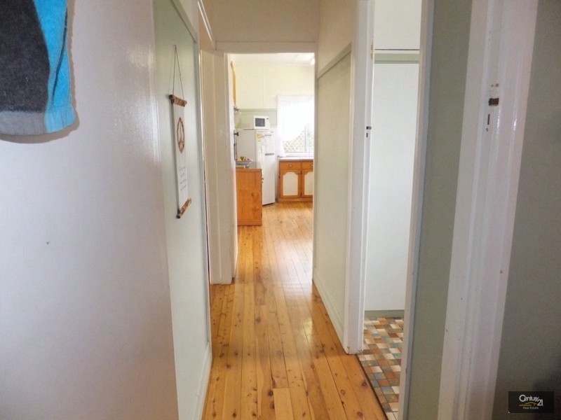 34 Buckland Street, Harristown QLD 4350