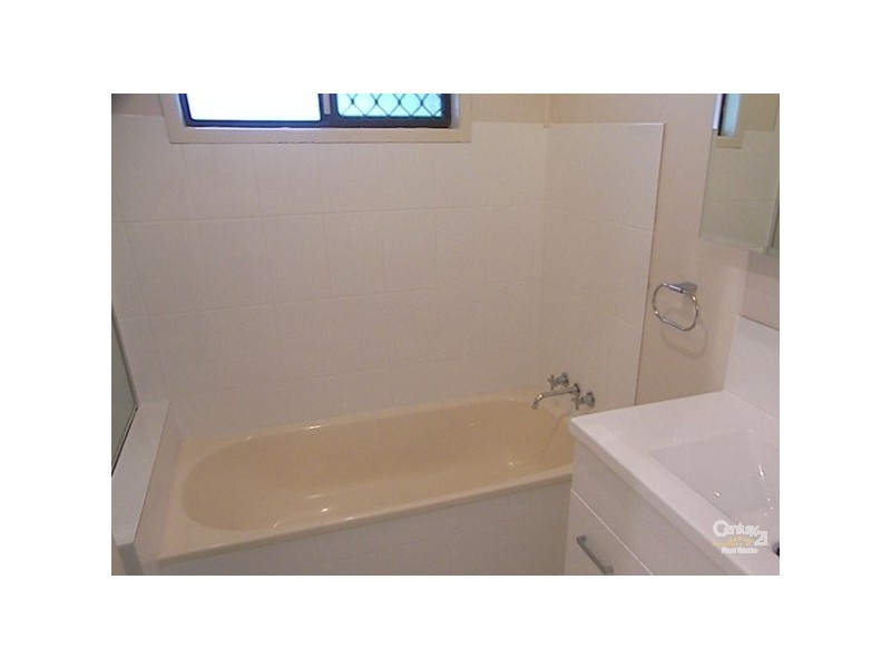 Centenary Heights QLD 4350