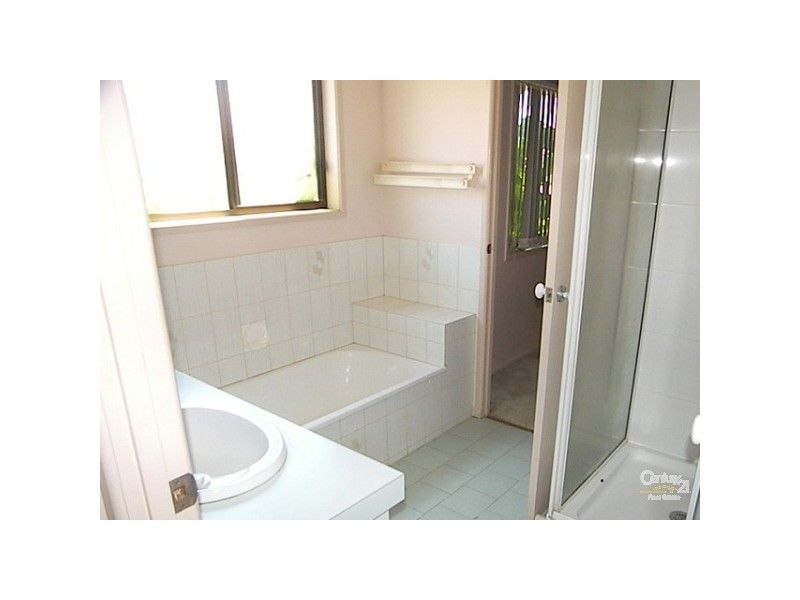 Kearneys Spring QLD 4350