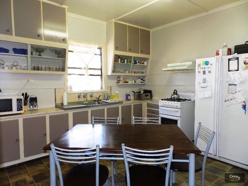 34 Underwood Crescent, Harristown QLD 4350