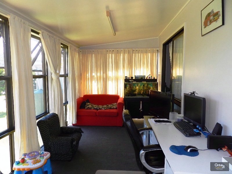 34 Underwood Crescent, Harristown QLD 4350