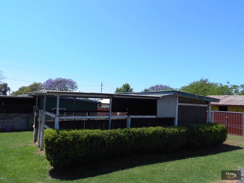 14-16 McDowall Street, Newtown QLD 4350