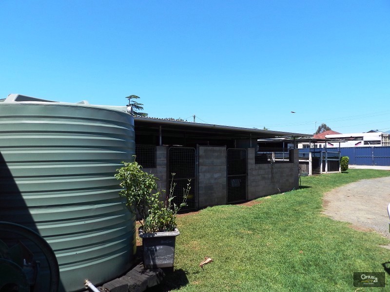 14-16 McDowall Street, Newtown QLD 4350