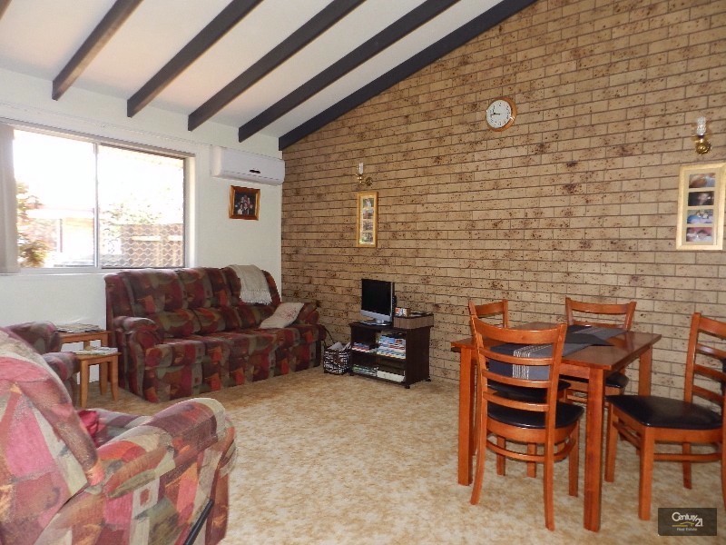 1/8 Claret Street, Wilsonton QLD 4350