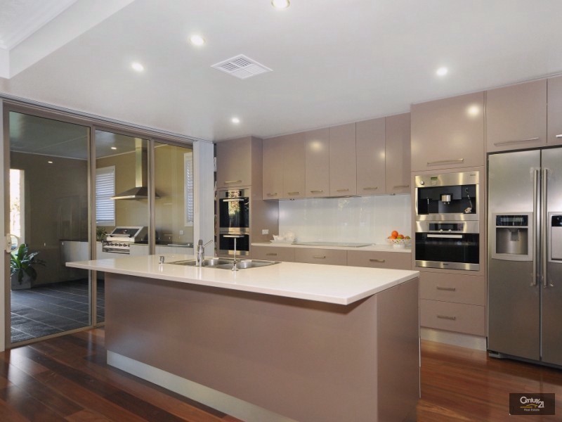 2 Bonville Court, Middle Ridge QLD 4350