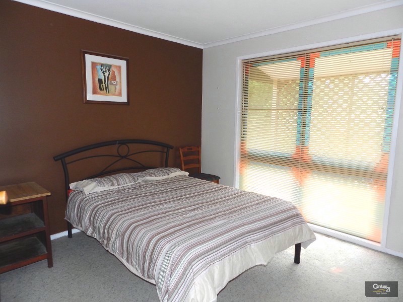 878 Murphys Creek Road, Upper Lockyer QLD 4352