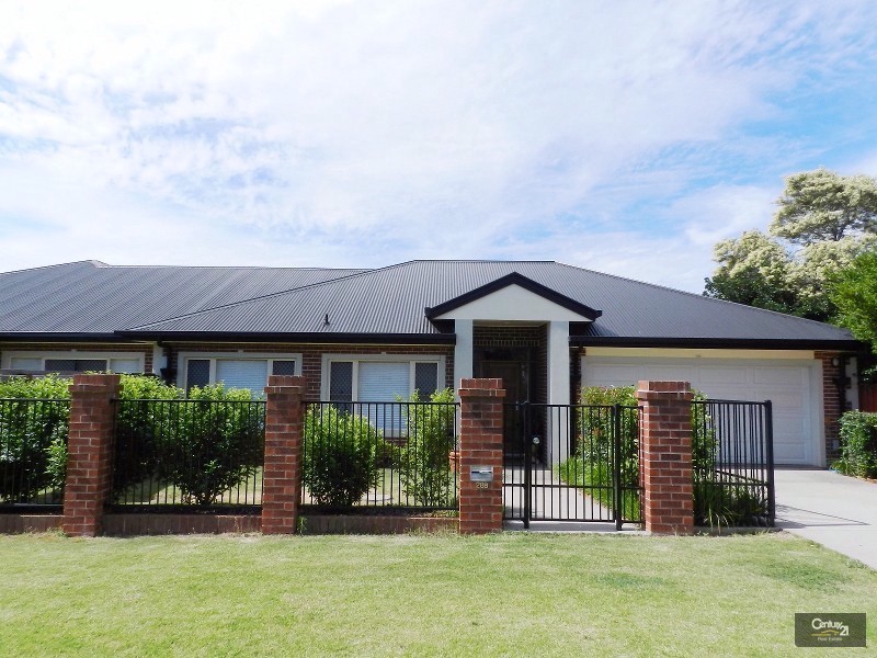 2/28 Curzon Street, East Toowoomba QLD 4350