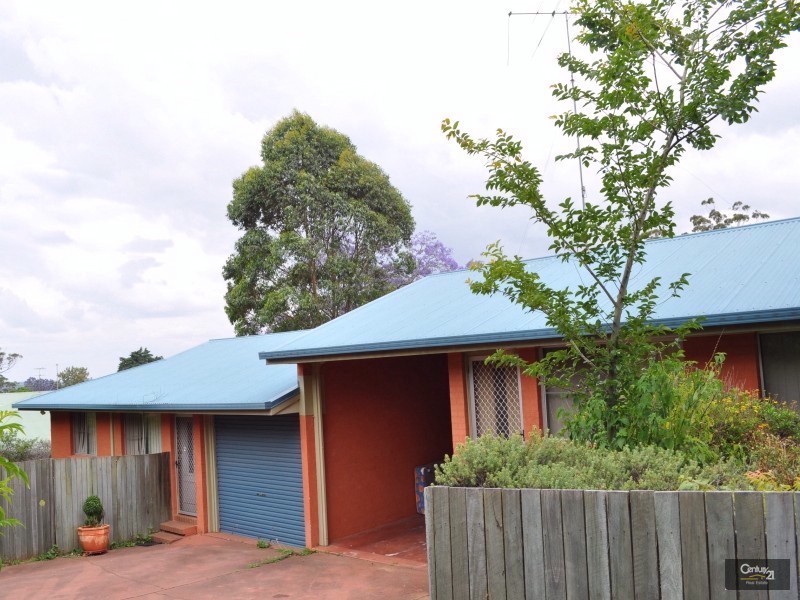 10 Spies Court, Mount Lofty QLD 4350