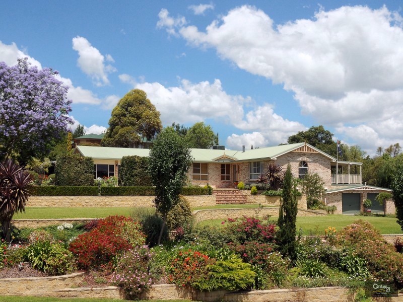 2 Grayson Court, Hodgson Vale QLD 4352