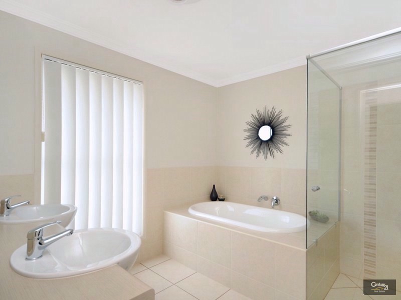 78 Smythe Drive, Highfields QLD 4352